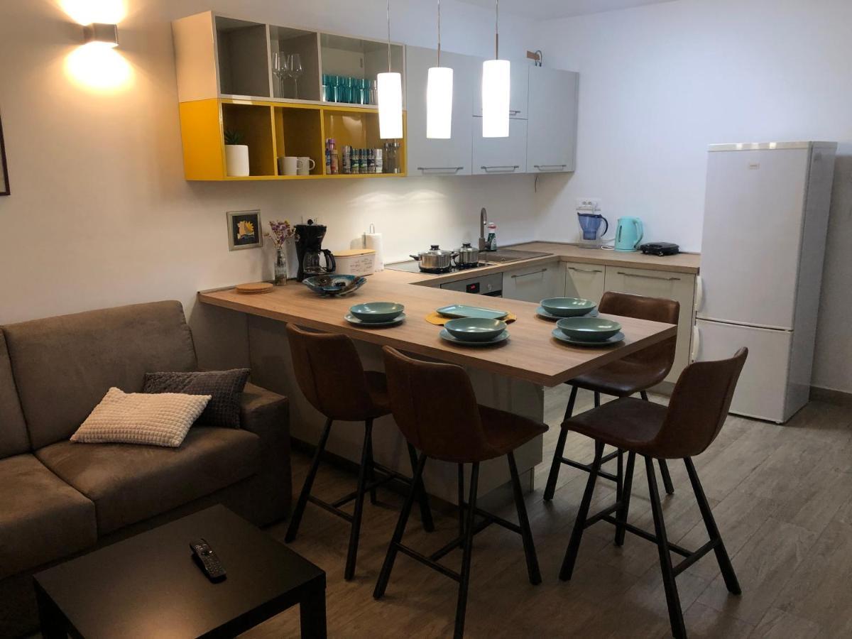 Pula Center Seaview Apartment Экстерьер фото